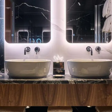 Hotel Dylan 5*
