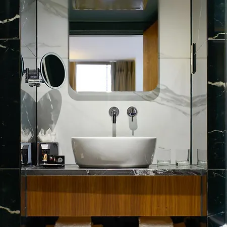 Dylan Hotel